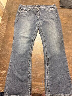 Amethyst Women's Bootcut Flare Jeans Size 20 Medium Wash